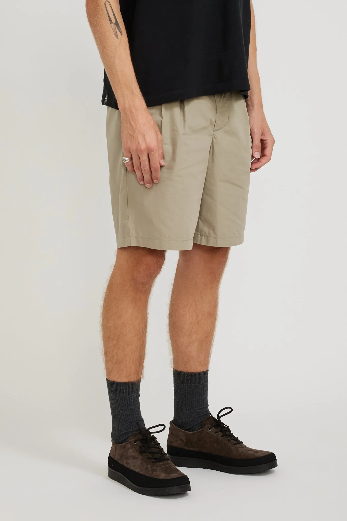 Benn Relaxed Typewriter Pleated Short Clay