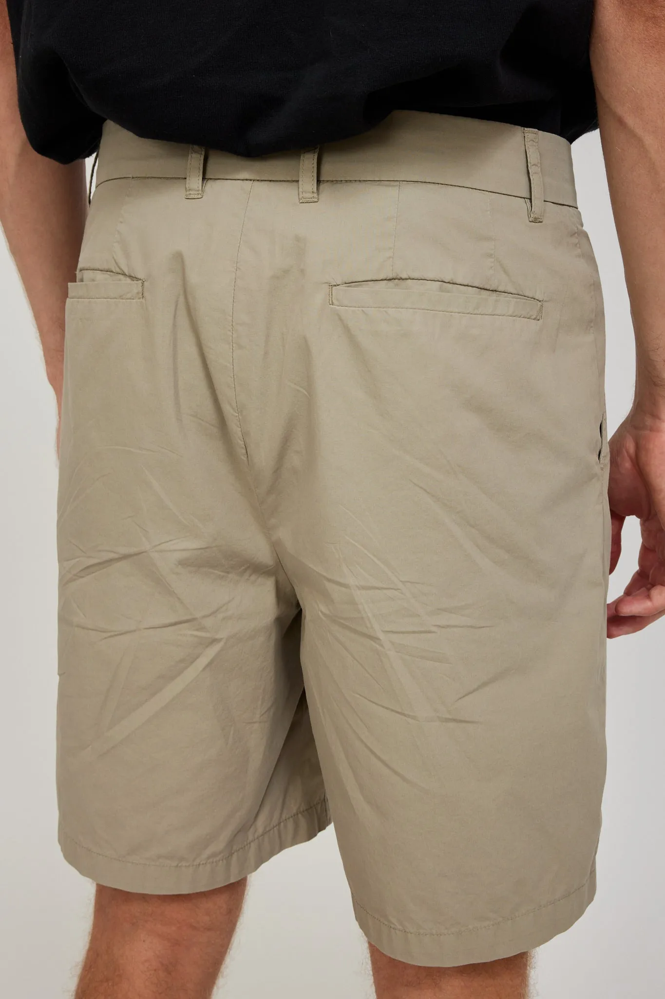 Benn Relaxed Typewriter Pleated Short Clay