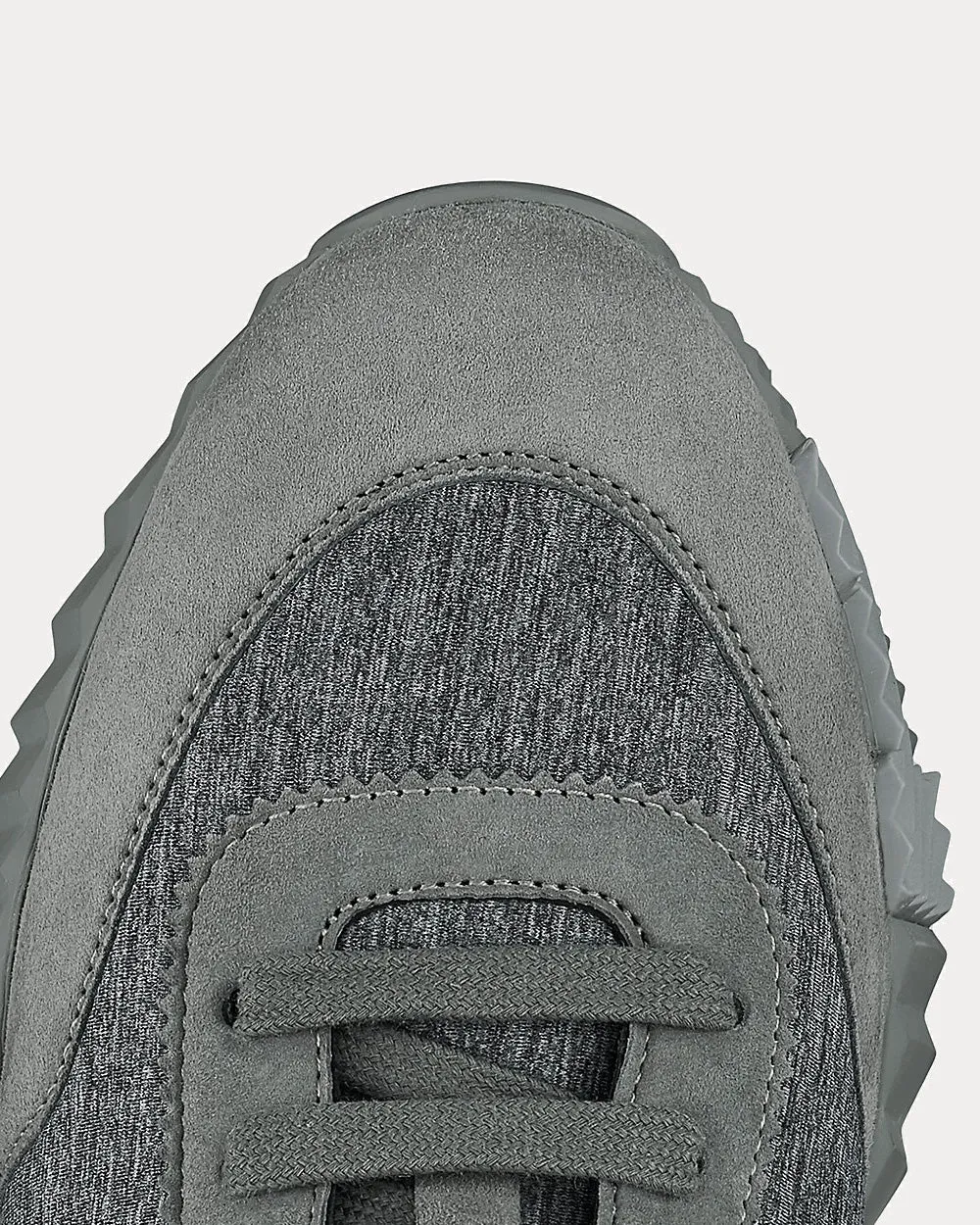 Bouncing Gris Osmium Low Top Sneakers