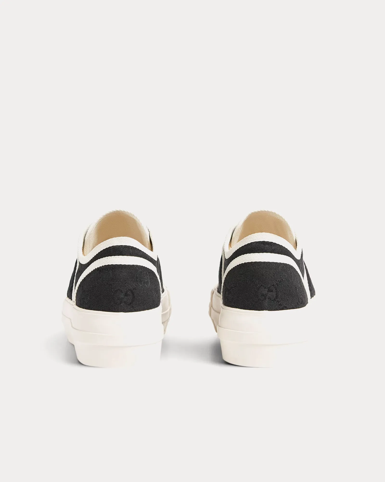 Chunky GG Canvas Black Low Top Sneakers