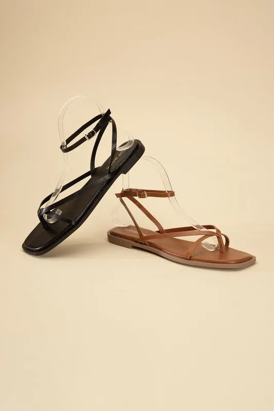 ELIO STRAPPY Flat Sandals