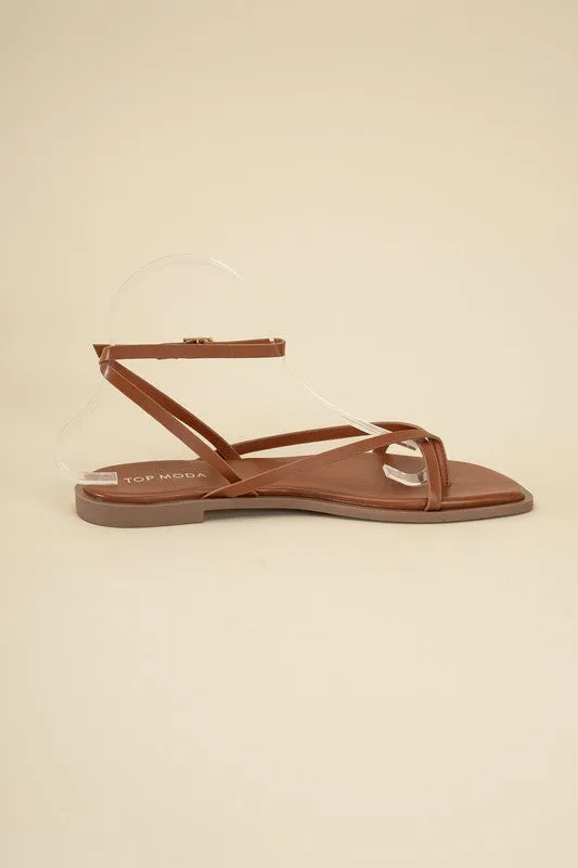 ELIO STRAPPY Flat Sandals