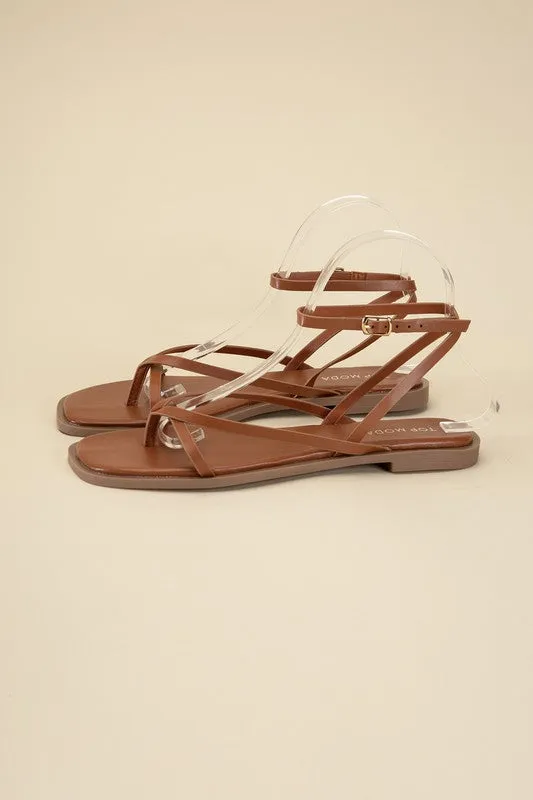 ELIO STRAPPY Flat Sandals
