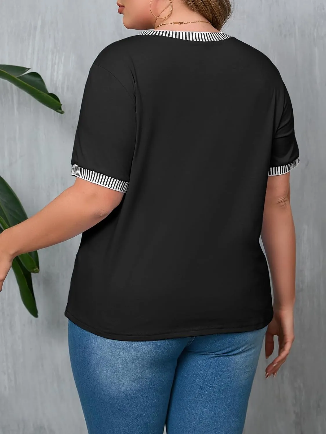 Fisoew Womens Plus Size Short Sleeve T Shirts Summer Casual Crew Neck Color Block Curvy Tops Striped Loose Fit Tees