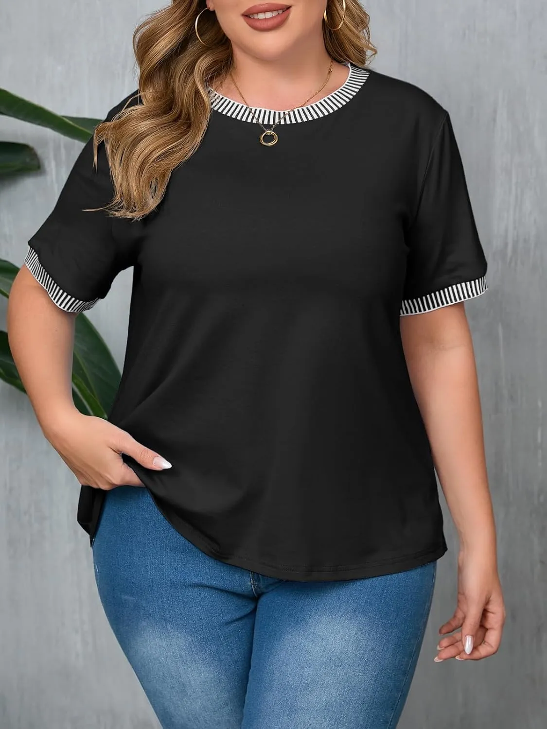 Fisoew Womens Plus Size Short Sleeve T Shirts Summer Casual Crew Neck Color Block Curvy Tops Striped Loose Fit Tees