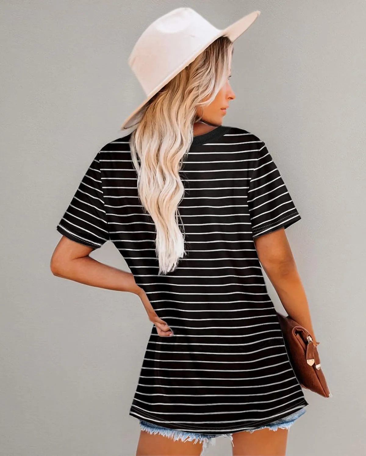 Jescakoo Womens Tops Summer Short Sleeve Ribbed Trim Crewneck T Shirts Fashion Basic Tee