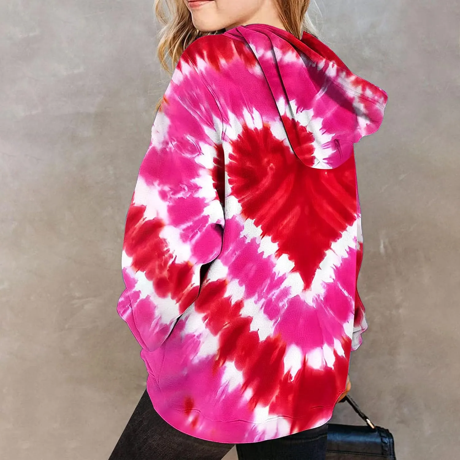 Oversized Hoodies For Teen Girl Cute Heart Graphic Pullover Tops Long Sleeve Hooded Girls Valentines Outfits Clothes