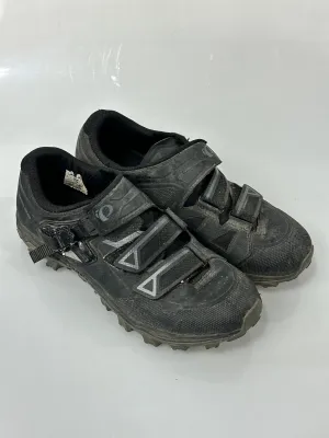 Pearl iZUMi Matte Cycling Shoes