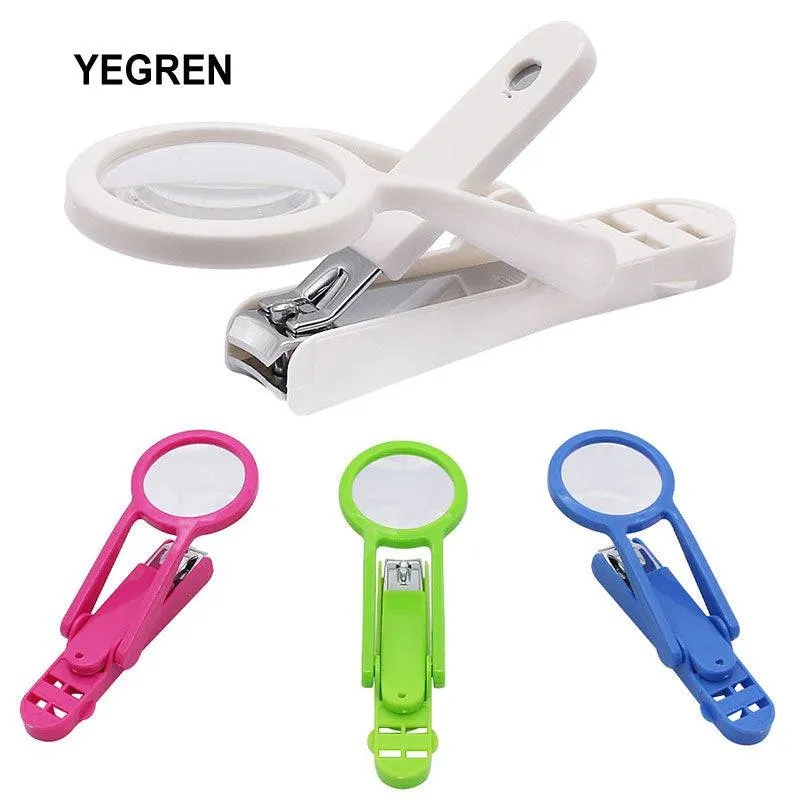 Portable Nail Clipper with Magnifying Glass
