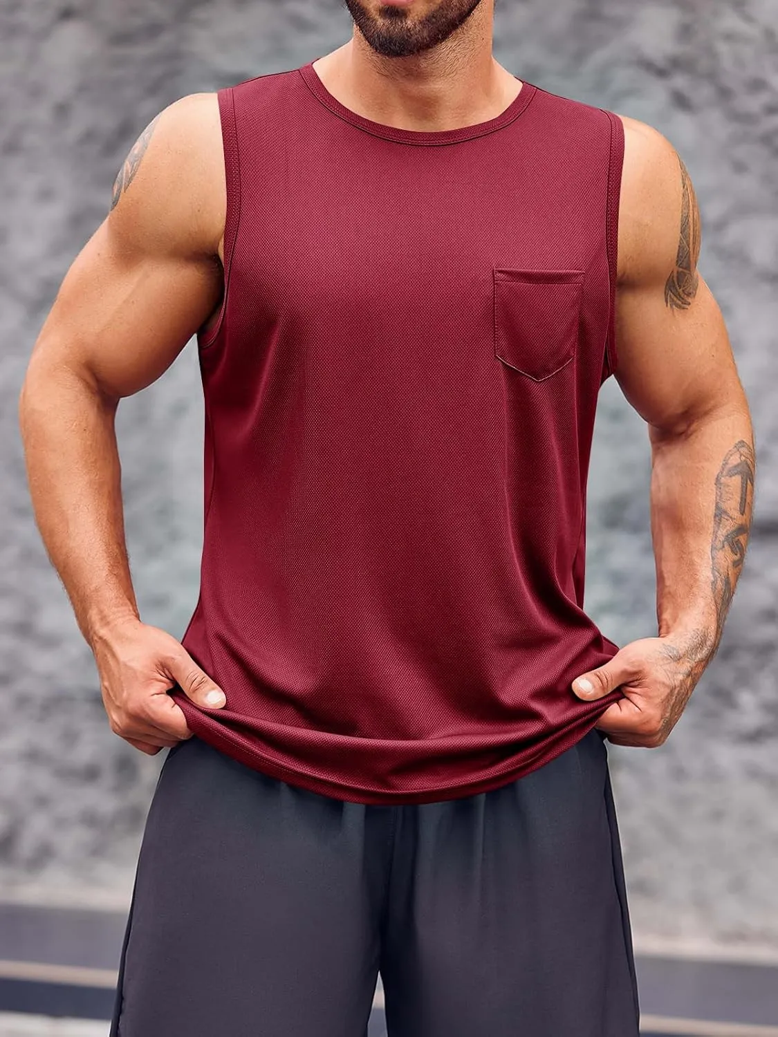 Runcati Mens Sleeveless Workout Tank Tops Athletic Muscle Gym T Shirts with Pockets