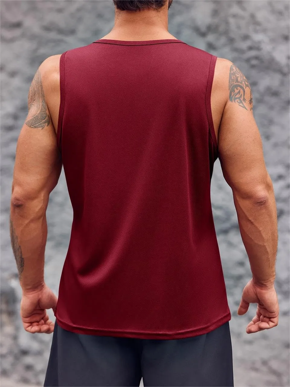 Runcati Mens Sleeveless Workout Tank Tops Athletic Muscle Gym T Shirts with Pockets
