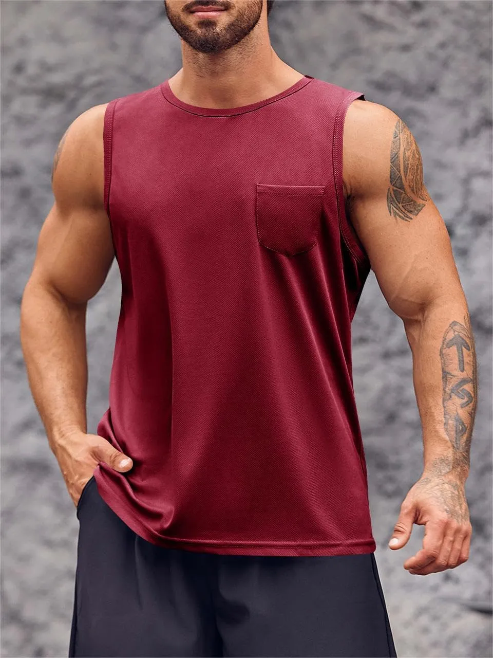 Runcati Mens Sleeveless Workout Tank Tops Athletic Muscle Gym T Shirts with Pockets