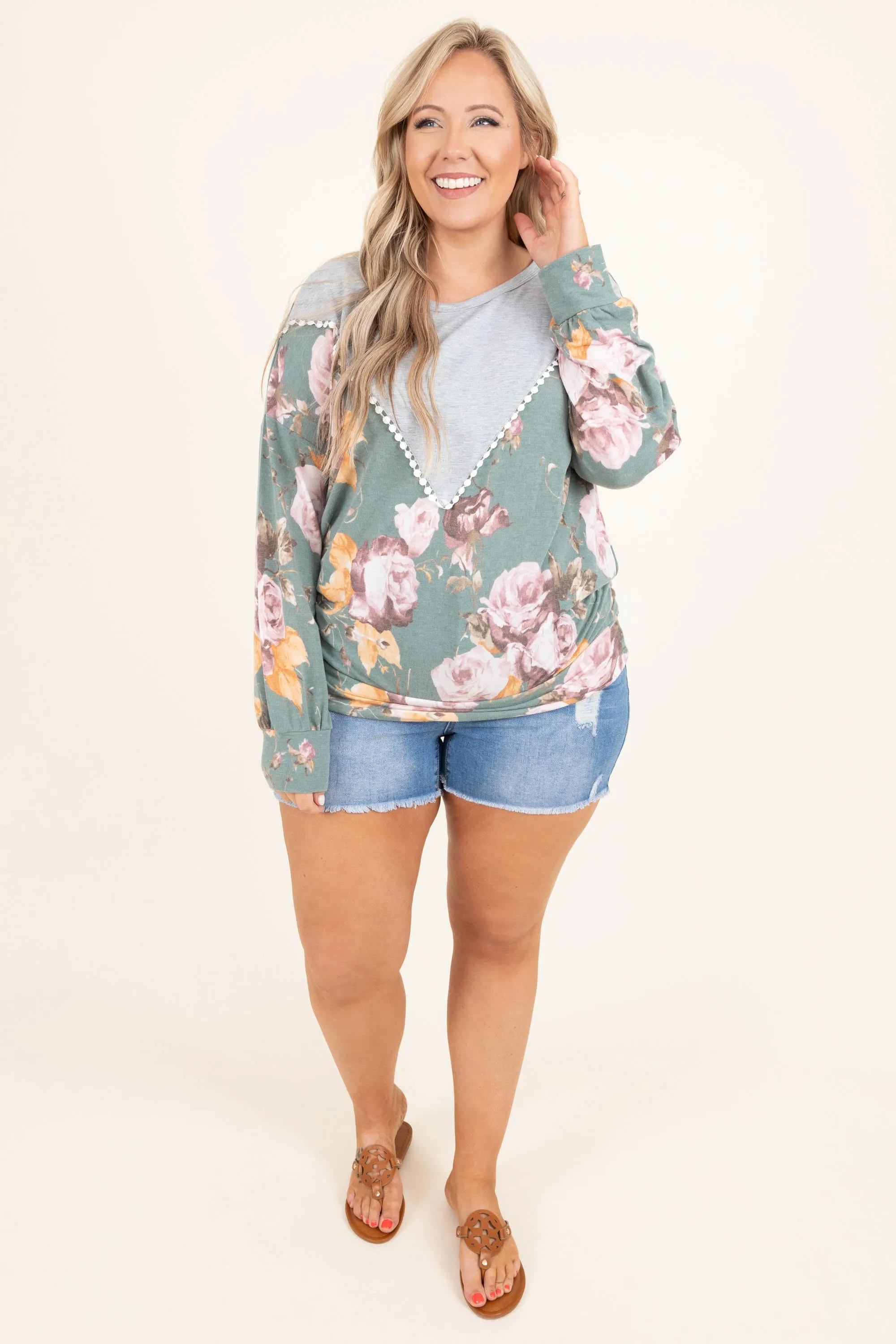 Summer Sweetheart Shorts, Medium Wash
