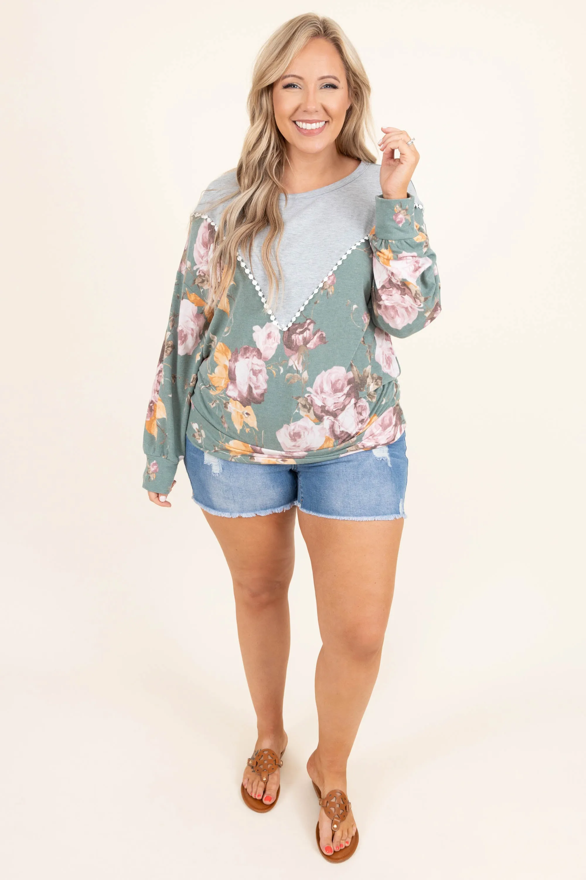 Summer Sweetheart Shorts, Medium Wash