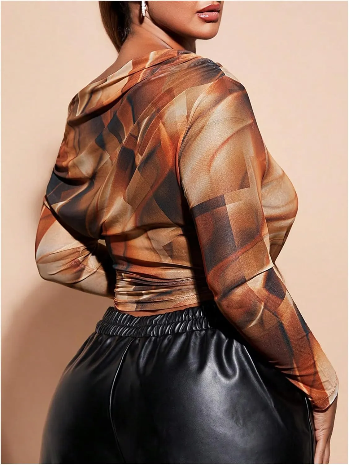 SweatyRocks Women's Plus Size Crop Tops Asymmetrical Neck Ruched Long Sleeve Mesh T Shirts
