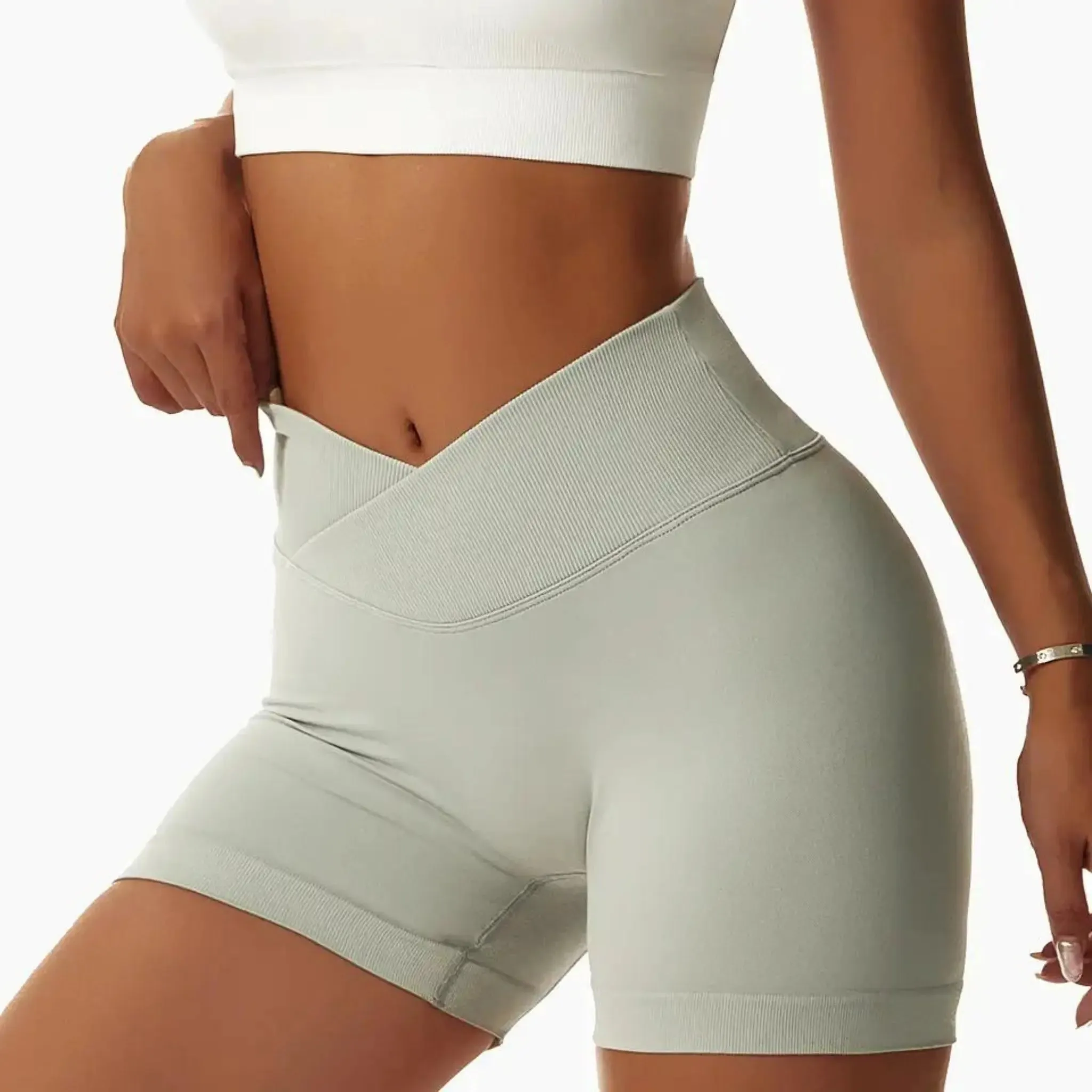 SYNERGY SCRUNCH V-WAIST SHORTS 4"
