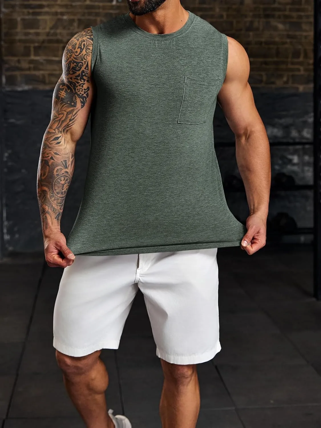 Wihion Men's Sleeveless Gym Tank Tops with Pocket Workout Bodybuilding Muscle T Shirts