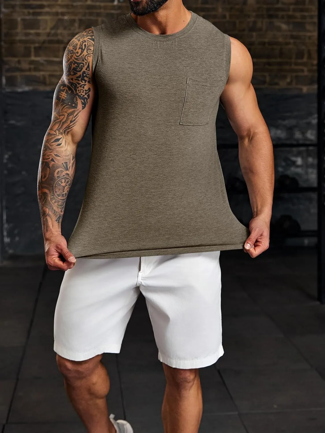 Wihion Men's Sleeveless Gym Tank Tops with Pocket Workout Bodybuilding Muscle T Shirts
