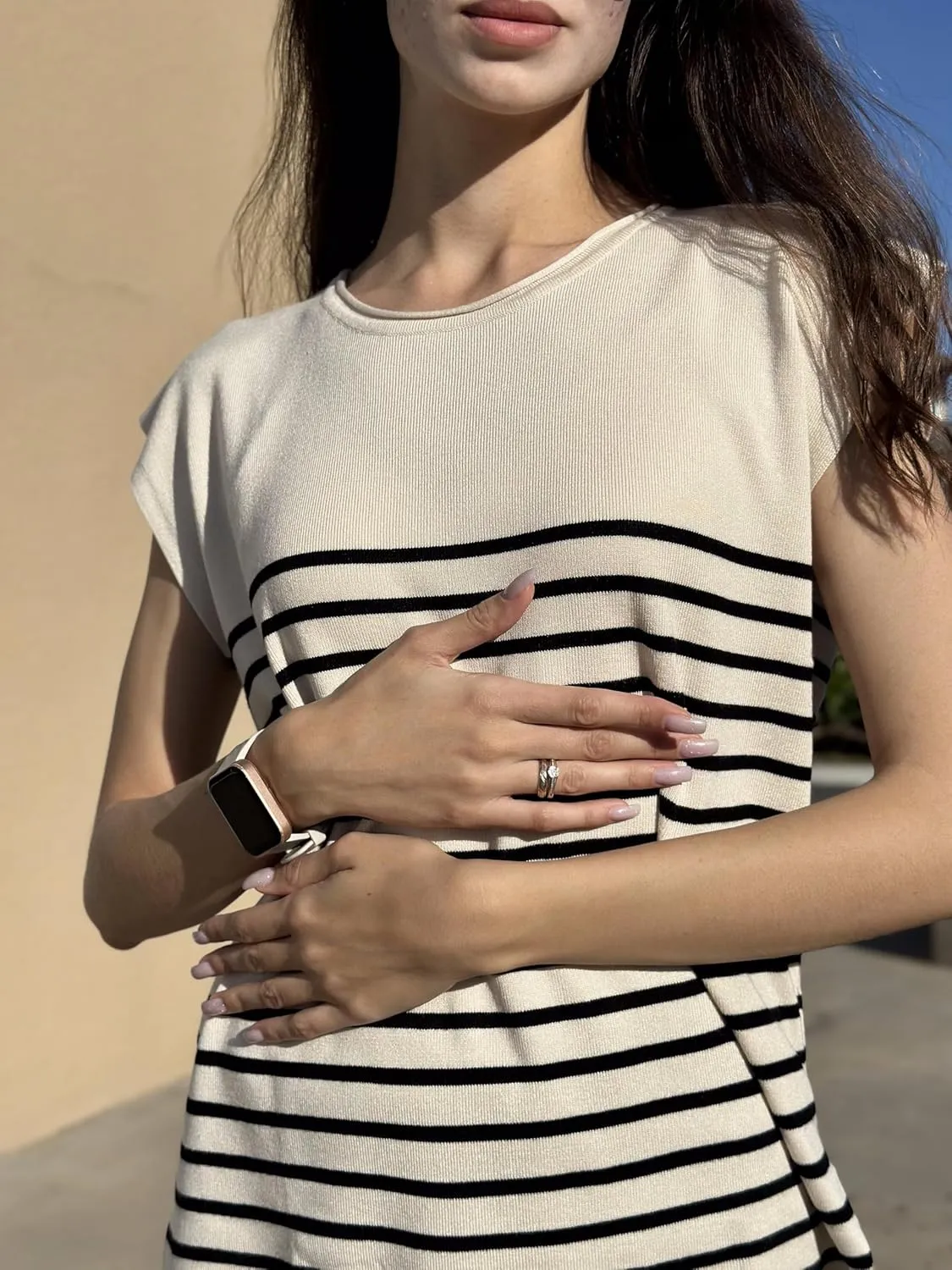Zeagoo Sweater Vest Women Crew Neck Loose Fit Knit Lightweight T Shirts Pullover Casual Summer Outfits